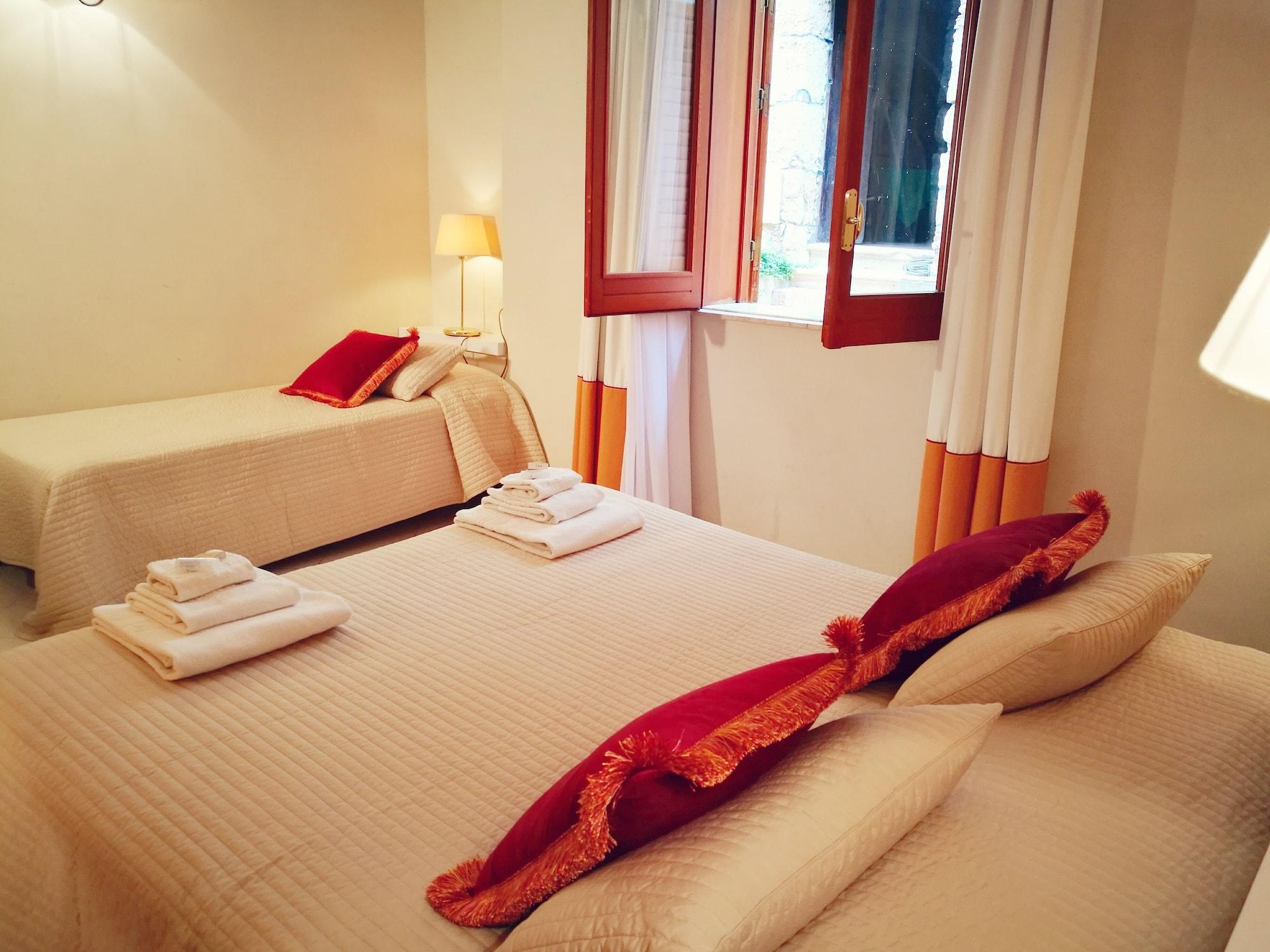 Hotel Al Madarig Castellammare del Golfo Eksteriør billede