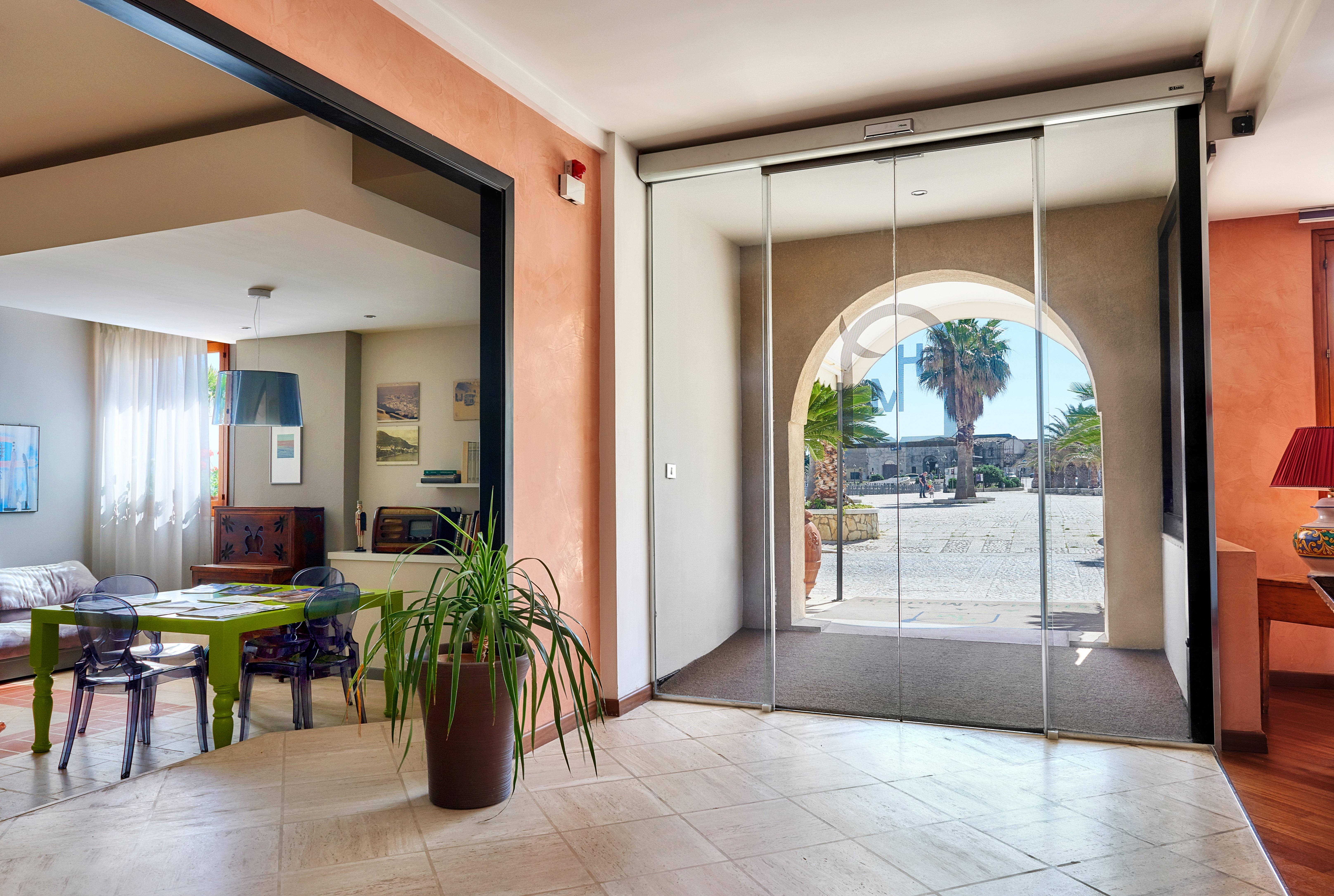 Hotel Al Madarig Castellammare del Golfo Eksteriør billede